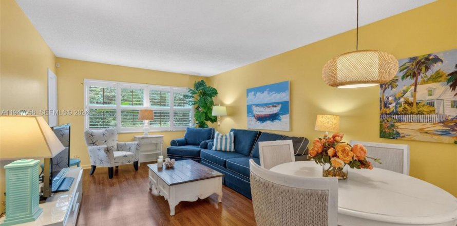 Condo in Lauderdale Lakes, Florida, 1 bedroom  № 2007134