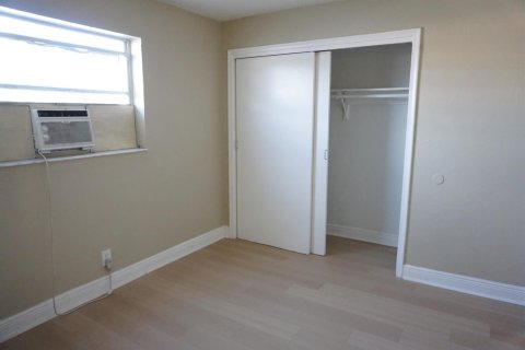 Appartement à louer à Riviera Beach, Floride: 2 chambres, 60.39 m2 № 2439408 - photo 11