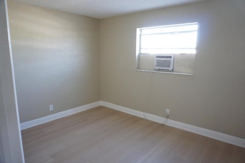 Appartement à louer à Riviera Beach, Floride: 2 chambres, 60.39 m2 № 2439408 - photo 10
