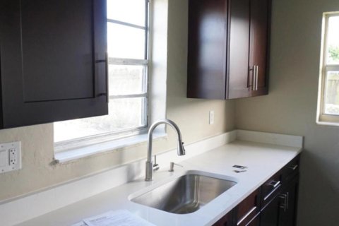 Appartement à Riviera Beach, Floride 2 chambres, 60.39 m2 № 2439408