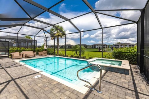 House in Punta Gorda, Florida 4 bedrooms, 206.99 sq.m. № 1893897 - photo 3