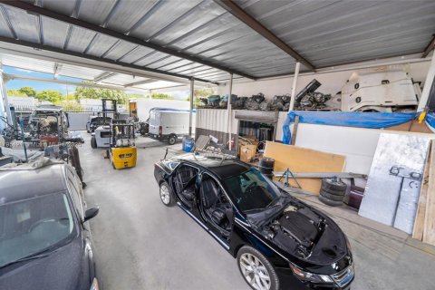Propiedad comercial en venta en Miami, Florida № 1671084 - foto 21