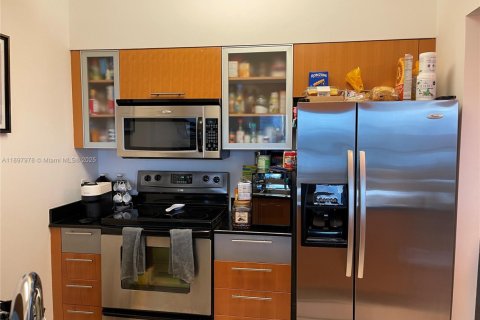 Купить кондоминиум в Майами, Флорида 1 спальня, 73.49м2, № 1950971 - фото 5