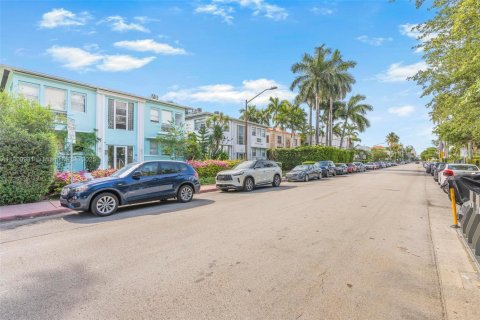 Copropriété à vendre à Miami Beach, Floride: 1 chambre, 39.76 m2 № 1683627 - photo 24