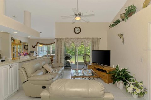 House in Rotonda, Florida 3 bedrooms, 115.76 sq.m. № 1894487 - photo 12