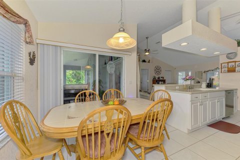 House in Rotonda, Florida 3 bedrooms, 115.76 sq.m. № 1894487 - photo 24