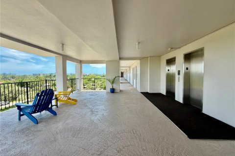 Condo in Pompano Beach, Florida, 3 bedrooms № 2185897 - photo 4