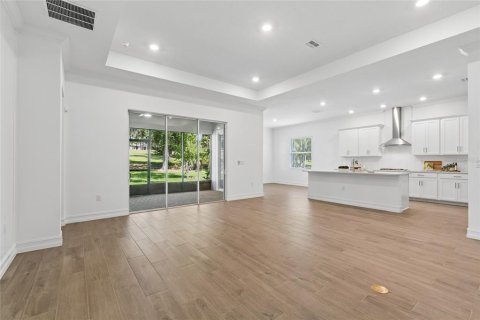 Купить виллу или дом в Бруксвилл, Флорида 11 комнат, 357.3м2, № 2308763 - фото 12