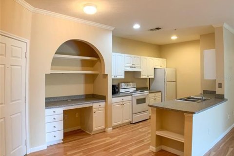 Condo in Orlando, Florida, 2 bedrooms  № 1722403 - photo 2