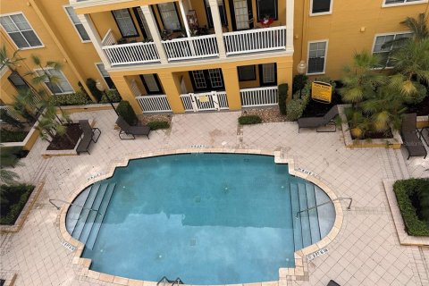Condo in Orlando, Florida, 2 bedrooms  № 1722403 - photo 16