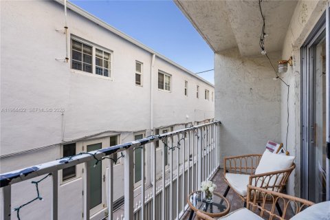 Condominio en venta en Miami Beach, Florida, 1 dormitorio, 57.13 m2 № 2090556 - foto 17