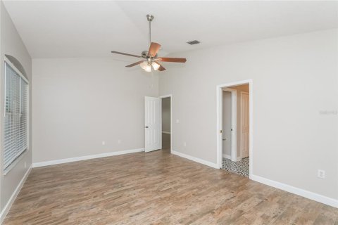 Casa en venta en Wesley Chapel, Florida, 3 dormitorios, 166.3 m2 № 1903707 - foto 8