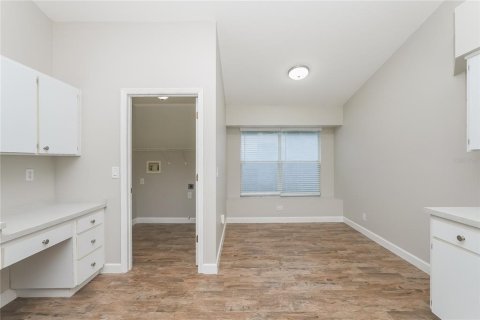 Casa en venta en Wesley Chapel, Florida, 3 dormitorios, 166.3 m2 № 1903707 - foto 3