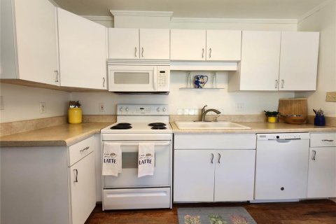 House in Clearwater, Florida 2 bedrooms, 70.88 sq.m. № 1831924 - photo 4