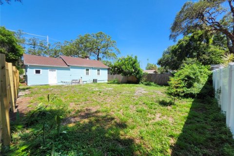 House in Clearwater, Florida 2 bedrooms, 70.88 sq.m. № 1831924 - photo 27