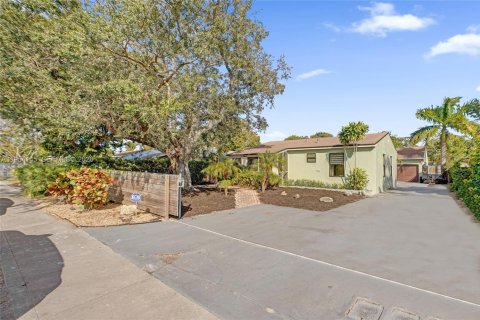Casa en Fort Lauderdale, Florida 4 dormitorios, 208.84 m2 № 2079095