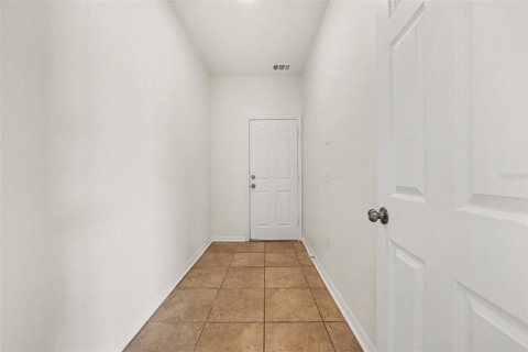 Villa ou maison à vendre à Kissimmee, Floride: 3 chambres, 244.61 m2 № 2308386 - photo 25