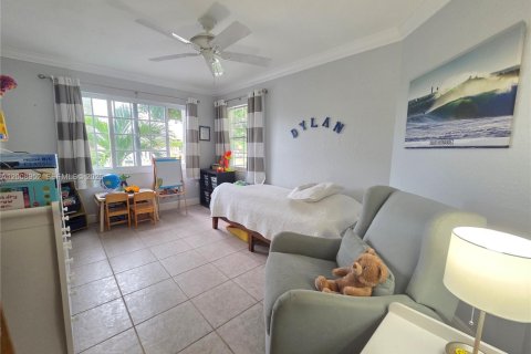 Copropriété à louer à Miami, Floride: 2 chambres, 97.55 m2 № 2073209 - photo 9