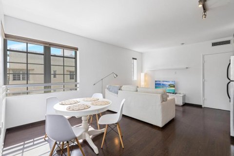 Apartment in Miami Beach, Florida 1 bedroom, 55.37 sq.m. № 2174127 - photo 7