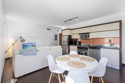 Apartment in Miami Beach, Florida 1 bedroom, 55.37 sq.m. № 2174127