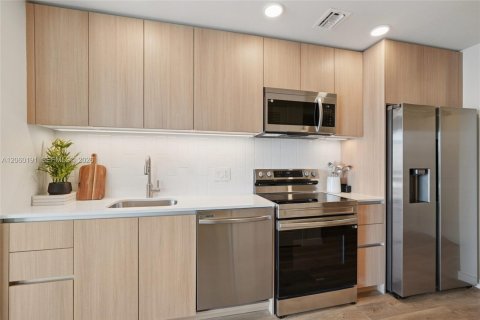 Apartamento en alquiler en Miami, Florida, 1 dormitorio, 44.41 m2 № 2264665 - foto 23