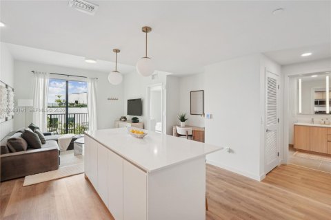 Apartamento en alquiler en Miami, Florida, 1 dormitorio, 44.41 m2 № 2264665 - foto 21