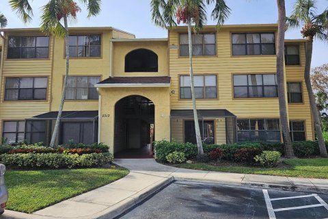 Condominio en venta en Boynton Beach, Florida, 2 dormitorios, 85.93 m2 № 1231562 - foto 1