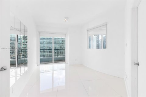Condo in Miami, Florida, 3 bedrooms  № 1864221 - photo 20