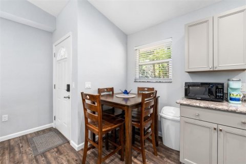 House in Gainesville, Florida 2 bedrooms, 75.99 sq.m. № 2121135 - photo 12