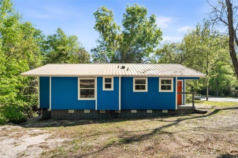 House in Gainesville, Florida 2 bedrooms, 75.99 sq.m. № 2121135 - photo 2