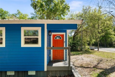 House in Gainesville, Florida 2 bedrooms, 75.99 sq.m. № 2121135 - photo 3