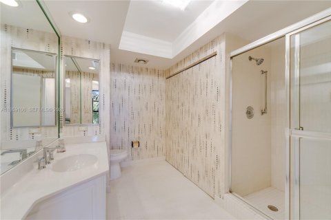 Condo in Aventura, Florida, 2 bedrooms  № 2017859 - photo 21