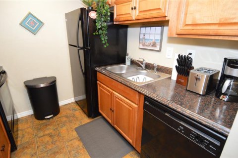 Condo in Largo, Florida, 1 bedroom  № 1905706 - photo 7