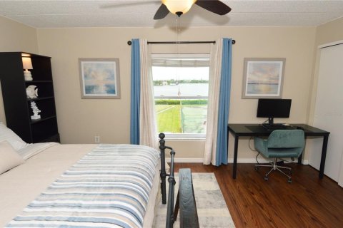Condo in Largo, Florida, 1 bedroom  № 1905706 - photo 28