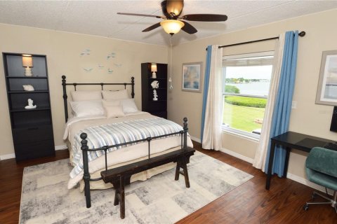 Condo in Largo, Florida, 1 bedroom  № 1905706 - photo 27