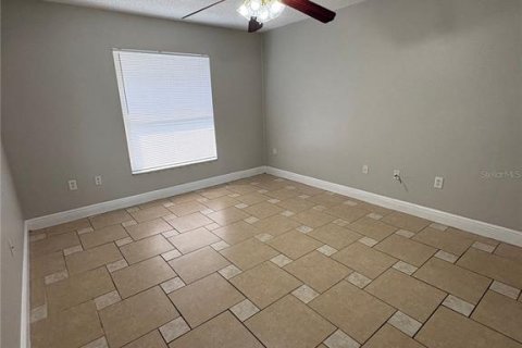 House in Kissimmee, Florida 3 bedrooms, 145.48 sq.m. № 2216726 - photo 15