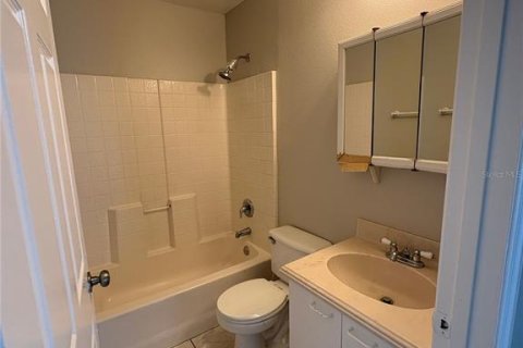 House in Kissimmee, Florida 3 bedrooms, 145.48 sq.m. № 2216726 - photo 22