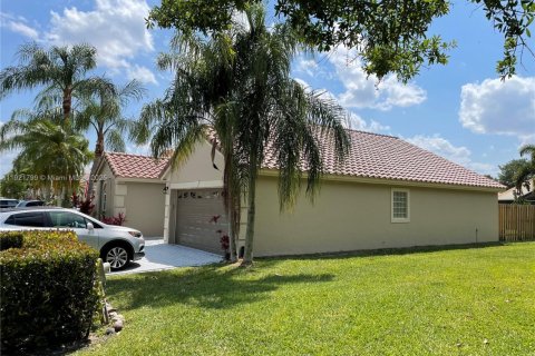 Villa ou maison à louer à Wellington, Floride: 3 chambres, 130.81 m2 № 1975716 - photo 7