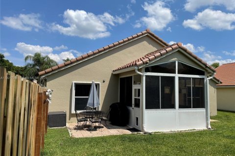 Villa ou maison à louer à Wellington, Floride: 3 chambres, 130.81 m2 № 1975716 - photo 2