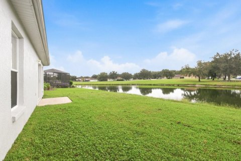 Villa ou maison à louer à Wesley Chapel, Floride: 4 chambres, 179.86 m2 № 2407033 - photo 16