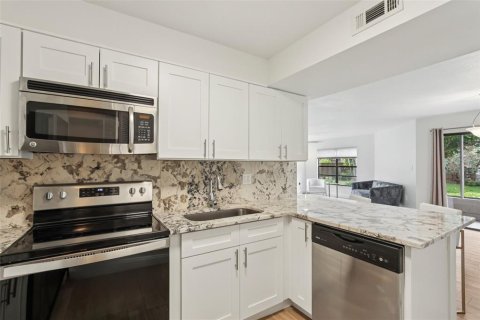 Copropriété à louer à Palm Harbor, Floride: 2 chambres, 97.55 m2 № 2432800 - photo 16