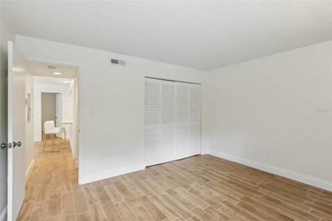 Copropriété à louer à Palm Harbor, Floride: 2 chambres, 97.55 m2 № 2432800 - photo 26