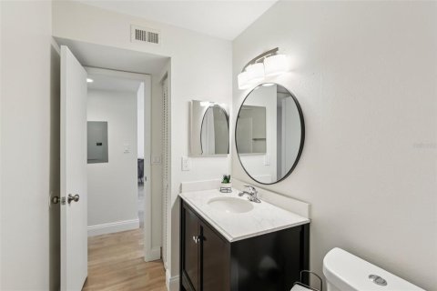 Copropriété à louer à Palm Harbor, Floride: 2 chambres, 97.55 m2 № 2432800 - photo 30