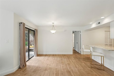 Copropriété à louer à Palm Harbor, Floride: 2 chambres, 97.55 m2 № 2432800 - photo 10