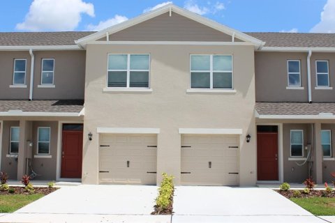 Casa en Lakeland, Florida 3 dormitorios, 136.01 m2 № 2231157