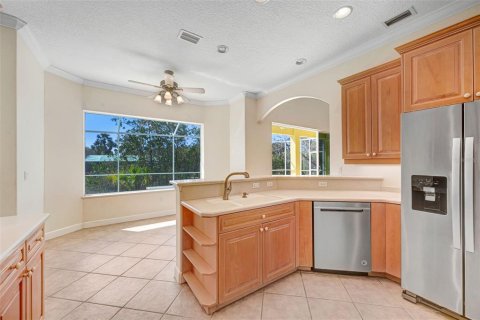 House in Merrit Island, Florida 4 bedrooms, 232.63 sq.m. № 1538444 - photo 30