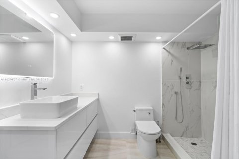 Copropriété à vendre à Sunny Isles Beach, Floride: 3 chambres, 141.68 m2 № 1779228 - photo 22