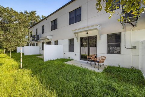 Touwnhouse à louer à Tampa, Floride: 3 chambres, 151.62 m2 № 1399268 - photo 29