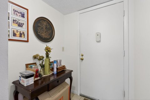 Copropriété à vendre à Margate, Floride: 2 chambres, 89 m2 № 2154146 - photo 3