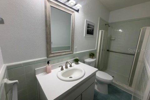 House in Winter Haven, Florida 3 bedrooms, 280.56 sq.m. № 2314974 - photo 28